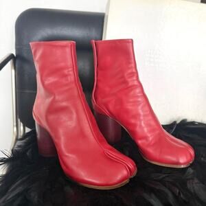 MAISON MARGIELA RED TABI ANKLE BOOTS